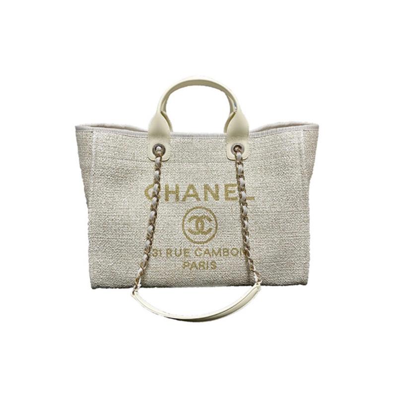 Marque Designer Totes Sac 2021 Tendance Summer Beach célèbre Sacs d'épaule de qualité supérieure avec chaîne en or
