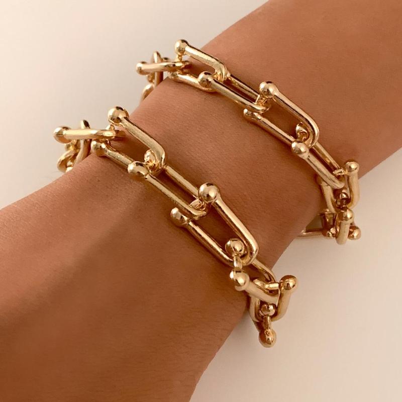 

Charm Bracelets Boho 2Pcs/Set Punk U-shaped Chain Bracelet Bohemian Style 2021 Fashion Simple Trend Jewelry Ladies Party Gift