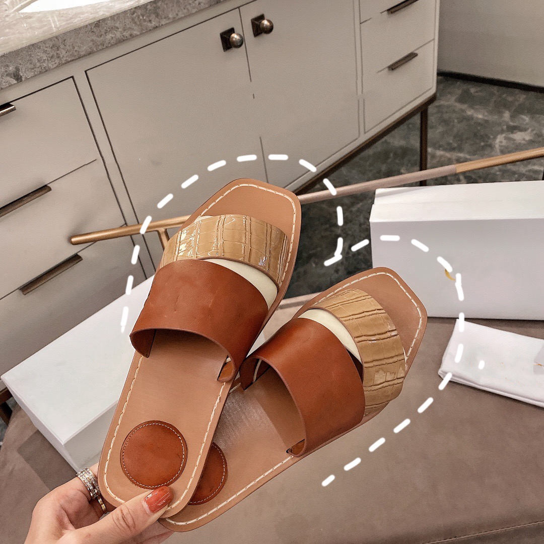 

Women's shoes slippers for outer wear in summer Comfortable fashionable non-slip cross check woven with flat heel and wear-resistant, Black
