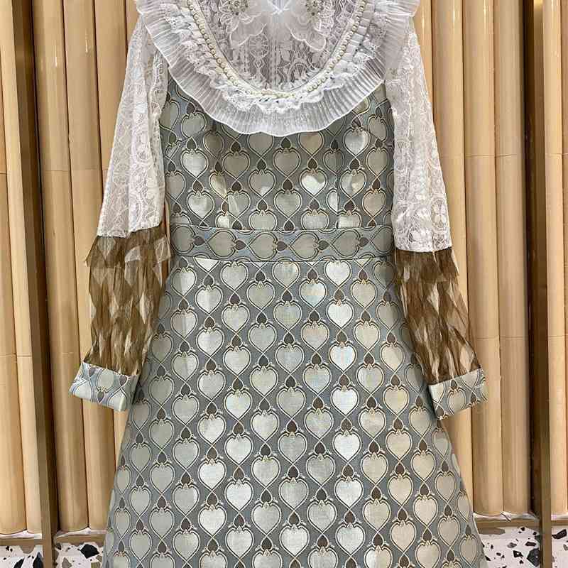 

Truevoker European Lady Runway Prom Dres Lantern Sleeve Peter Pan Collar Beading Embroidery Jacquard Party 210602, Silver