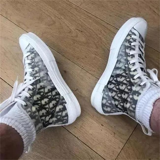 

19SS DÃ¬Ã²r Designers Oblique B23 KAWS Retro Hommes Chaussures Low High Top Sneakers Slides Kanye West Fashion Women Men Casual Shoes 4151