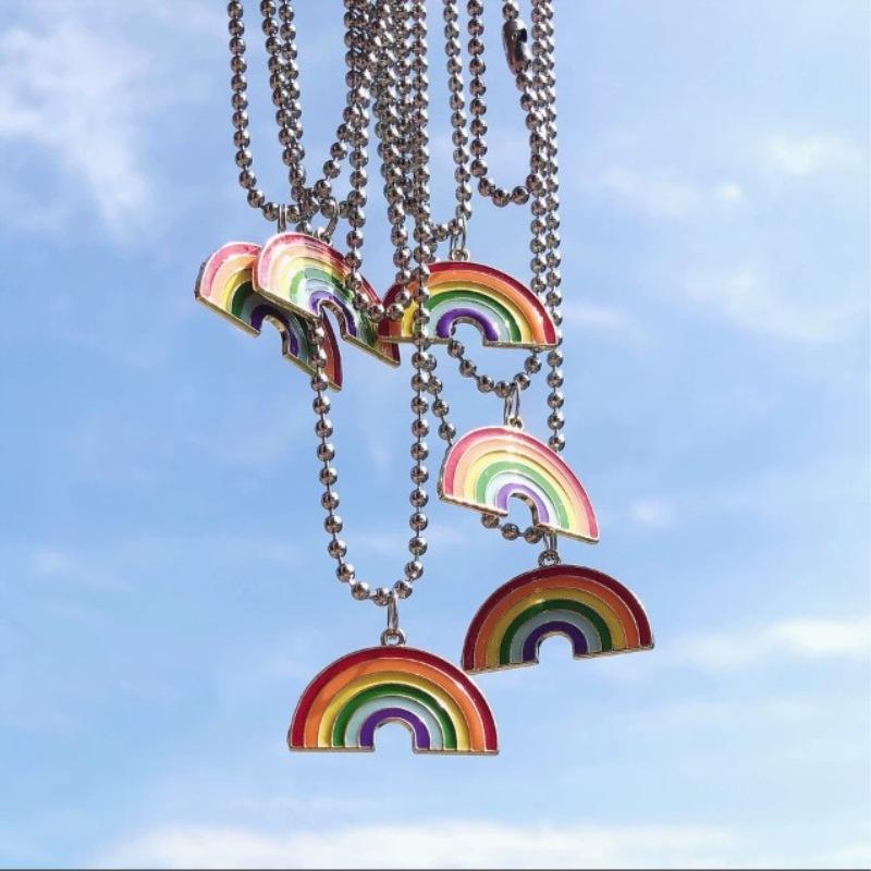 

Pendant Necklaces Kpop Cute Rainbow Cloud Bead Chain Necklace Alloy Jewelry Gift For Friends Women Fashion Wholesale