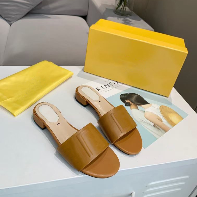 

2021Women Slides Sandal Summer leather slides Flats letter Sandals Ladies Beach Flip Flops Ladies Walking Shoes with box 271, Black