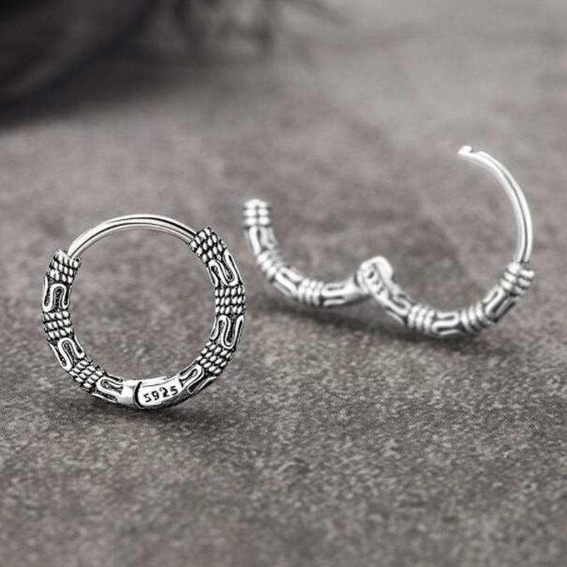 

Hoop & Huggie Thai Silver Black Stud Earrings Retro Copper Plated Round Pattern Women's Jewelry Korea Style