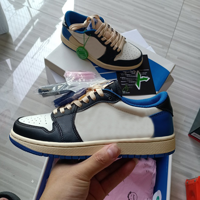 

Fragment x 1 Low OG Basketball Shoes Travis 1s Sail Black Military Blue Shy Pink womens Outdoor Sneakers white Cactus Mens Sport Trainers DM7866-140 us 5.5-12, White blue