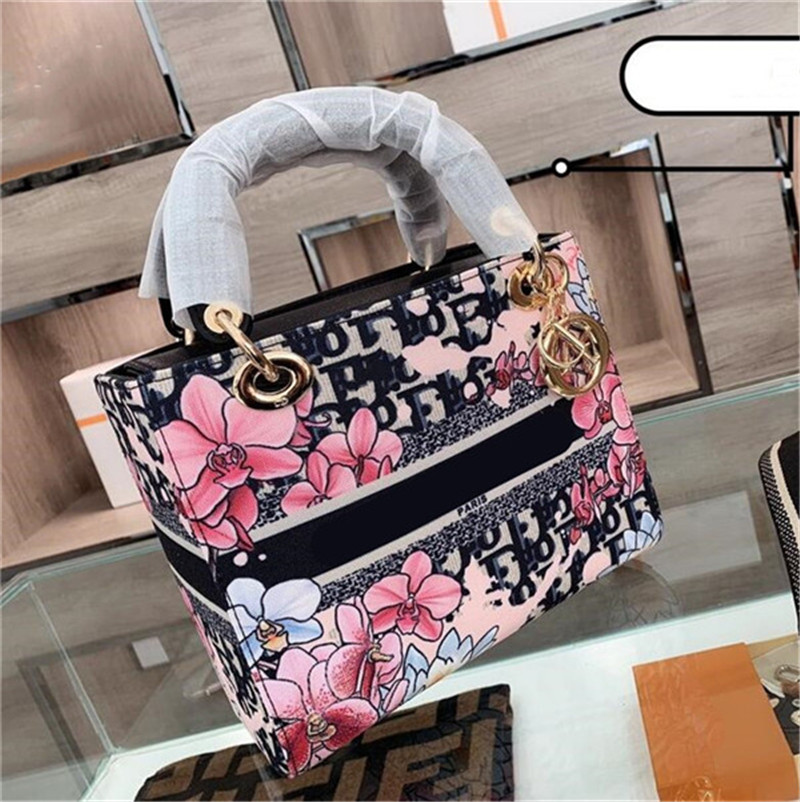 

High qulity women's Evening Bags female handbags men woman purse wallet crossbody totes Unisex messenger fashion ladies shoulder bag Letter LogoD42230, Size:24*20cm with logo