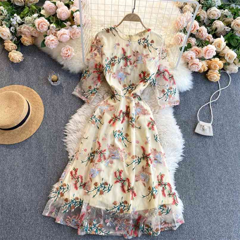 

Party Dress Female Summer Temperament Lady Floral Embroidered Mesh Vestidos 210602, Apricot
