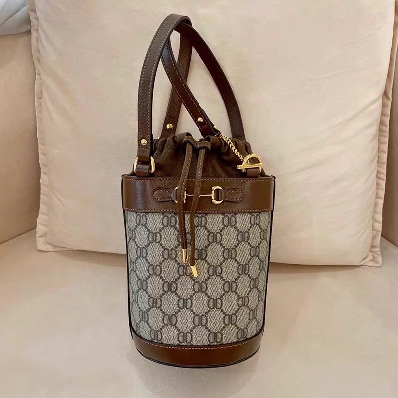 

fashion versatile printed toilet buckle bucket bag Portable Single Shoulder Messenger Bag New Women's Handbags Premium, Printing bucket bag