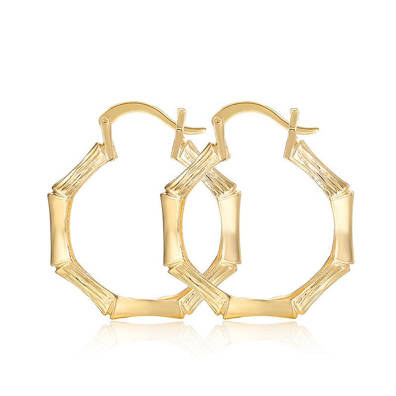 

Hoop & Huggie 30mm Twist Round Circle Earrings Women Trendy Jewelry Fashion Metal Elegant Accessories Brincos Wholesale Price