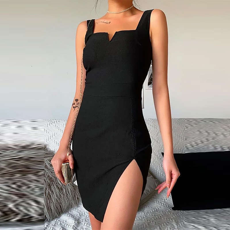 

Z-7410 Casual sexy Dresses suspender Black Slim dress solid color simple skirt