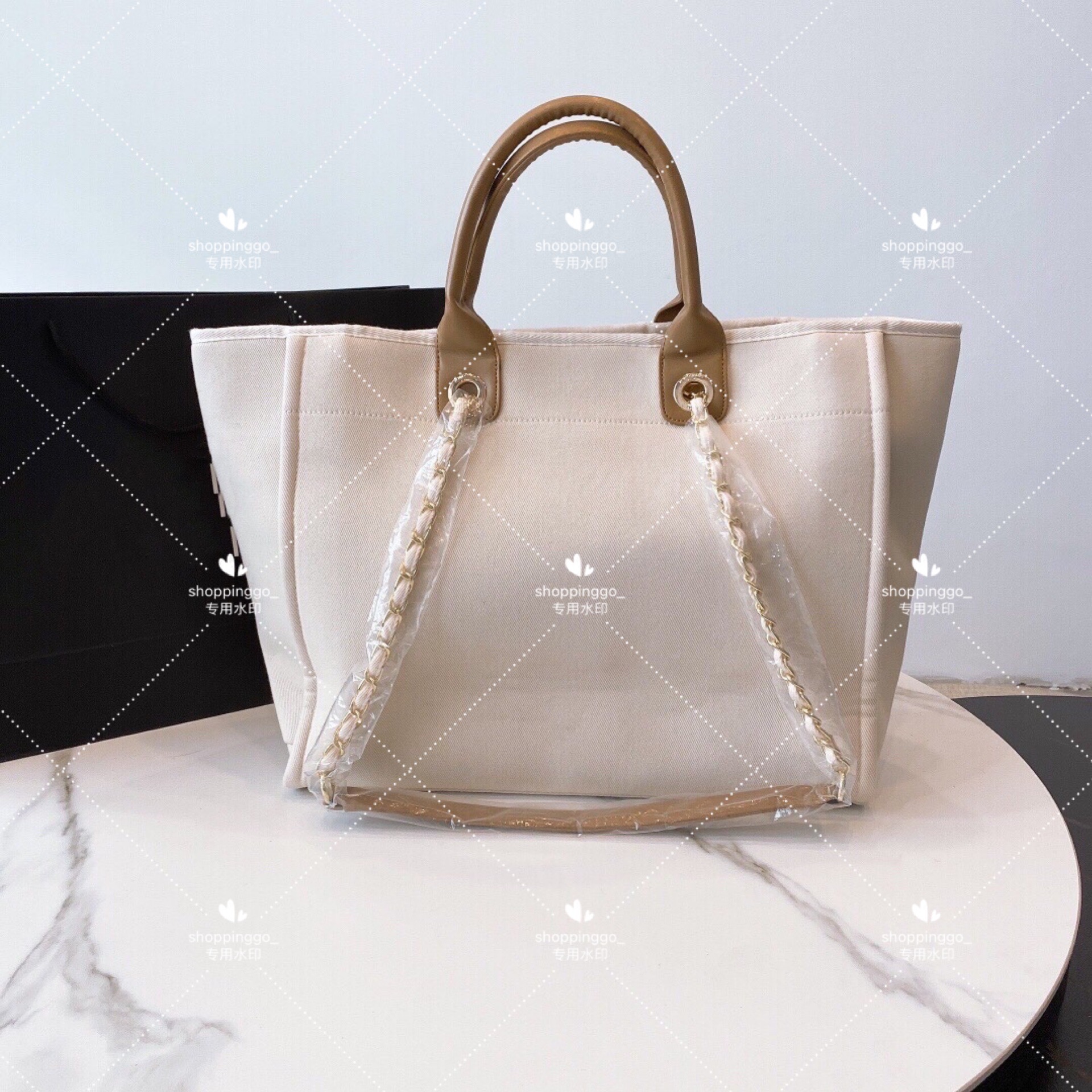 

Luxurys Designers Handbags Beach Bags Top Quality Fashion Knitting Purse Shoulder Large Tote With Chain Canvas Shopping Bag