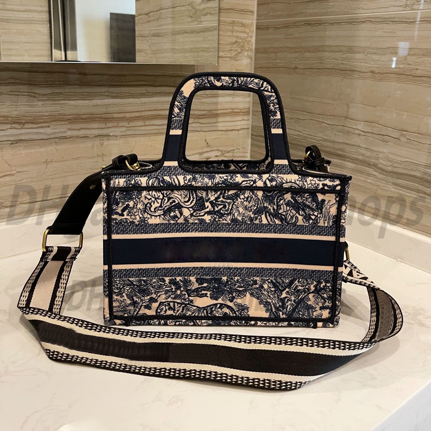 

High Quality Luxurys designers D Fashion womens Shoulder Bags Handbags wallet Clutch embroidered canvas shopping Bag Totes CrossBody 2021 Handbag purse selling, No bags