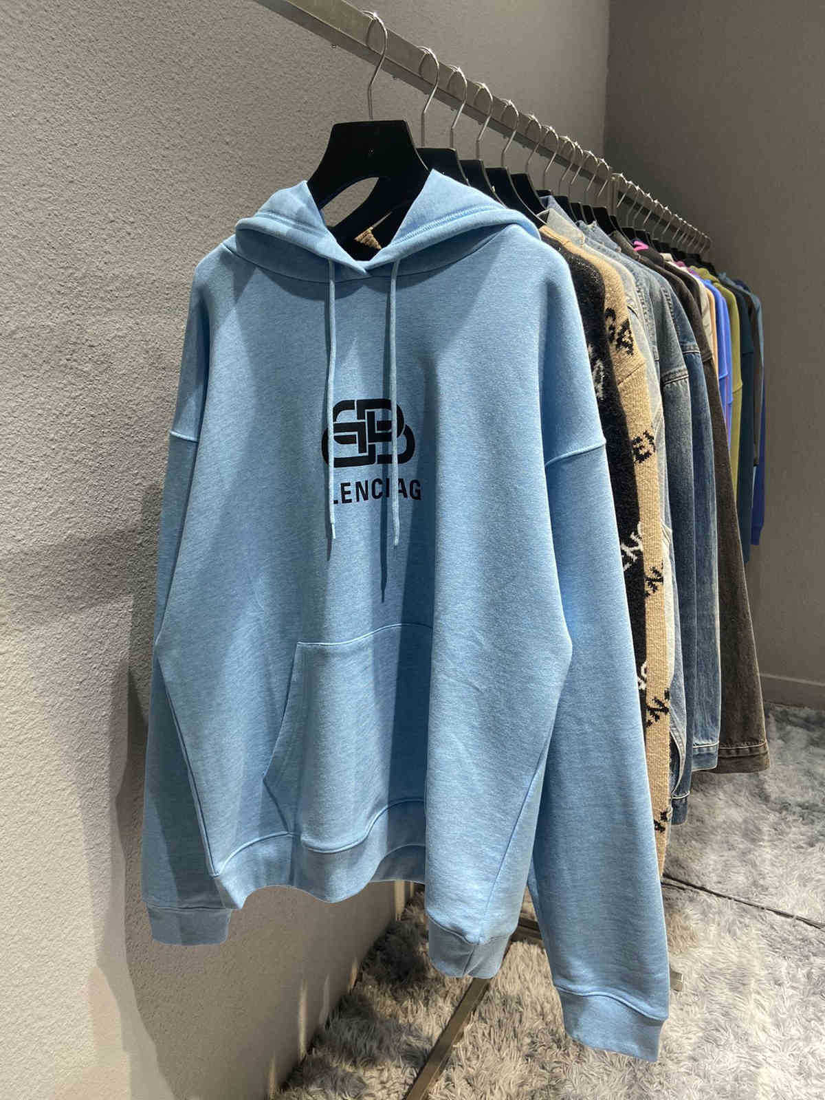 

Fashoion Hoodies Home Lock Loop Hoodie Thread Crew Neck Paris Fashion Unisex Sweater, Light blue