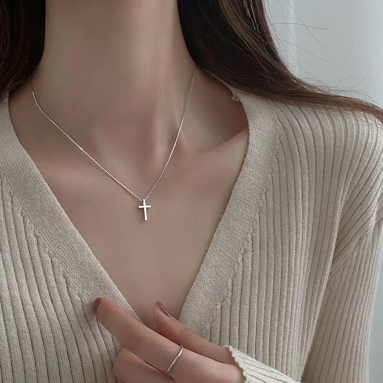 

Pendant Necklaces Simple Cross Pendants Women Silver Color Chain Choker Necklace Female Bohemian Metal Jewelry Bijoux Collares