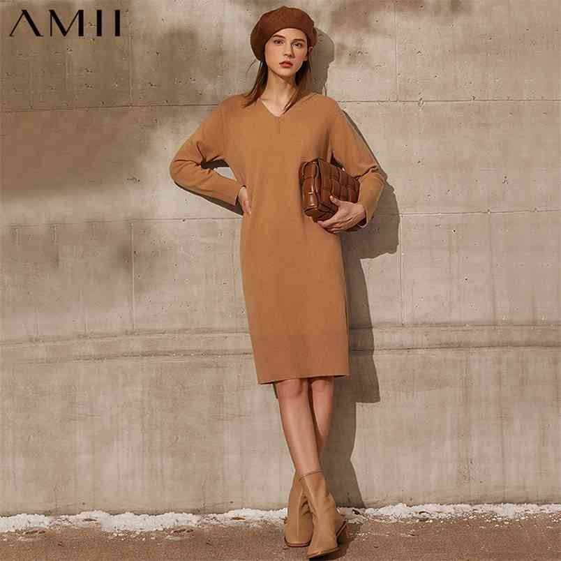 

Minimalism Winter Causal Dresses For Women Fashion Solid Vneck Full Sleeve Loose Knee-length Sweater Dress 12030631 210527, Hkaki