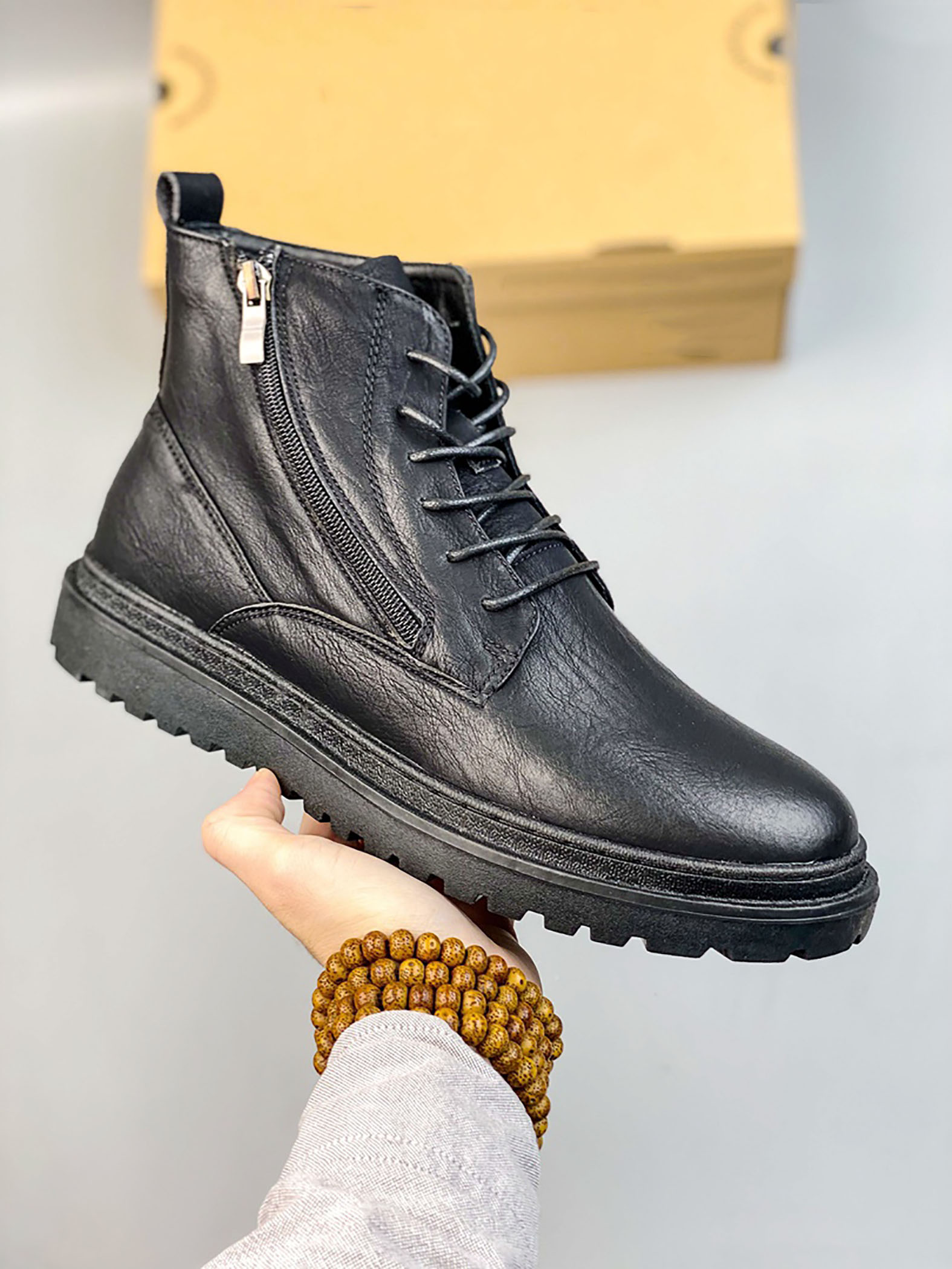 

designer winter new motorcycle boots retro diagonal zipper structure nostalgic 6 holes punk style martens shoe outdoor travel dr casual, Black