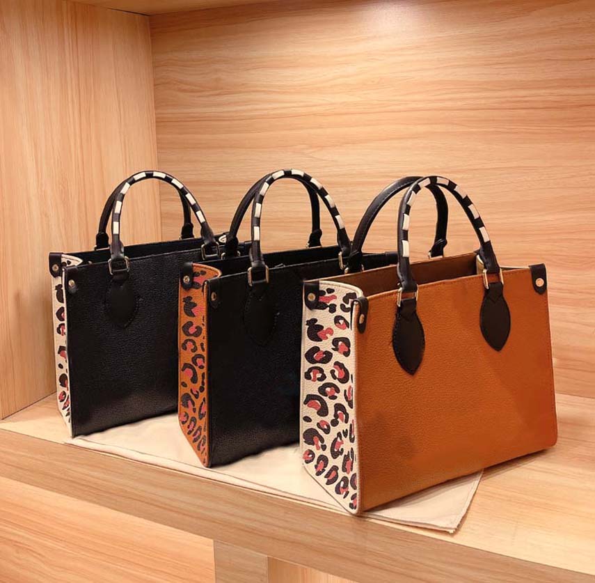 

2021 Ladies Handbag Luxury designer handbags Classic bags Totes Floral Brown Original Dust Bag High Quality Wallets Large Shopping Shoulder Drawstring 0023, #4 dust bag