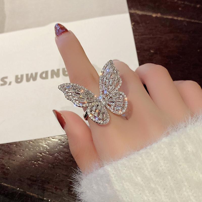 

Cluster Rings Design Fashion Jewelry Opening High-grade Copper Inlaid Zircon Butterfly Ring Luxury Shiny Cocktail Party For WomenCluster