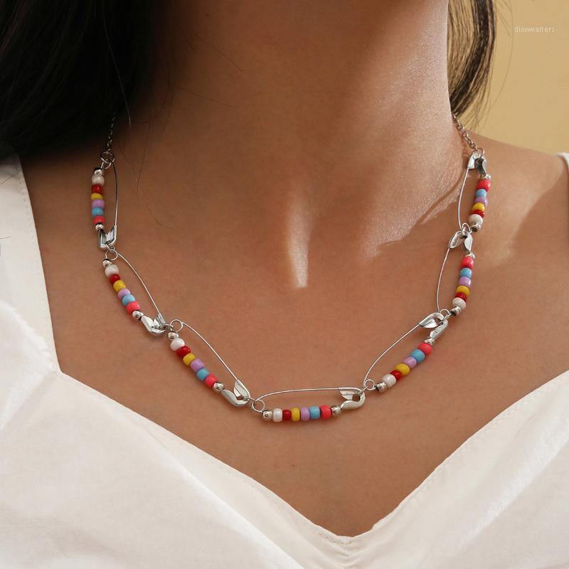 

Punk Seed Beads Safety Pin Collar Chokers Harajuku Gothic Girls Statement Necklaces For Women Fashion Hip Hop Jewelry Colliers Chains