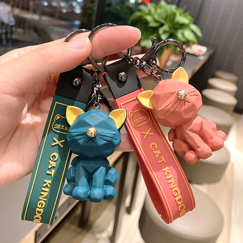 

Cat Doll Car Key Chains Rings Holder Silicone Animal Keychains Charms Cartoon Cute Mens Jewelry Accessories Gifts Keyrings for Women Bag Pendant