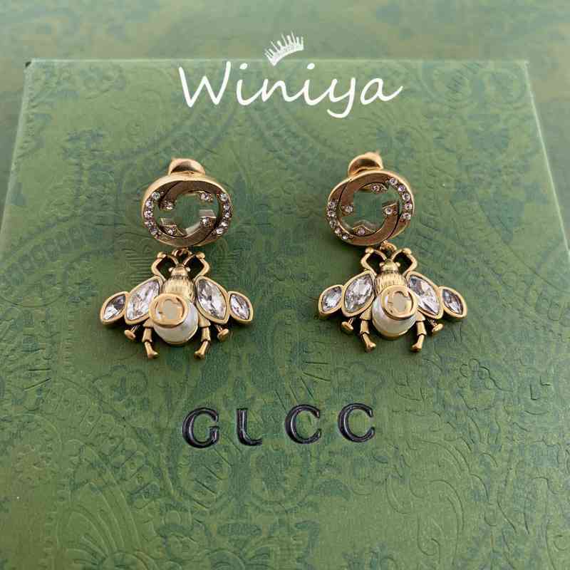 

2022 Latest Factory Wholesale earrings ancient new letter inlaid eye diamond bee Pearl Earrings Fashion Trend Earrings