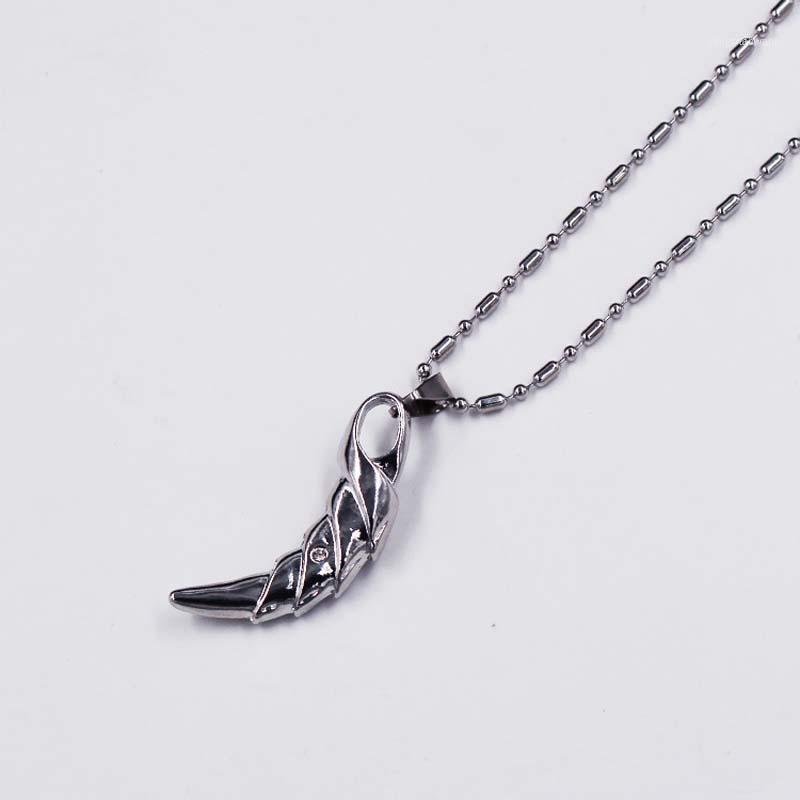 

Punk Fashion Brave Dog Teeth Spike Pendant Men 2021 High Quality Jewelry Fang Tooth Amulet Necklaces1