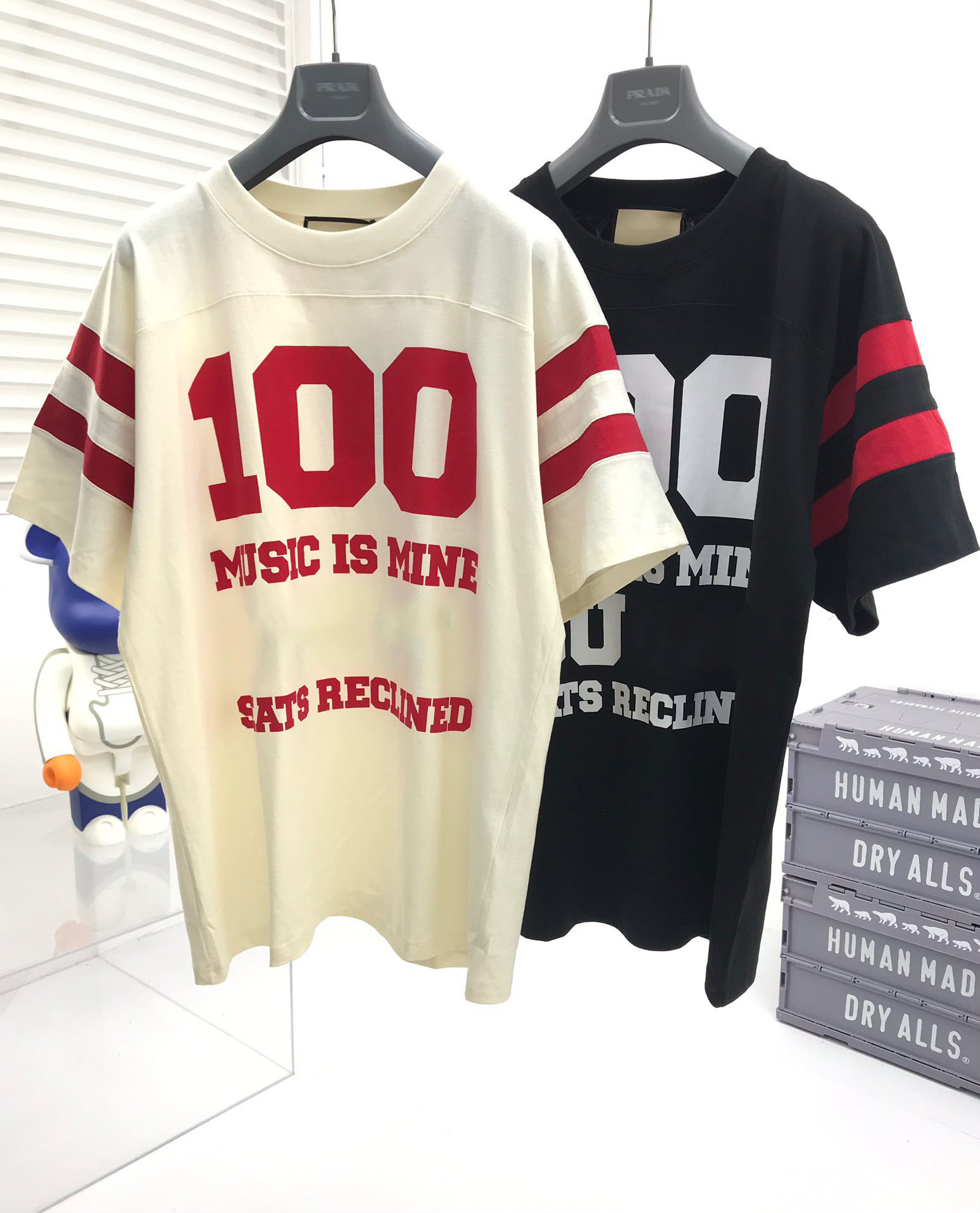 

2021ss spring and summer new high grade cotton printing short sleeve round neck panel T-Shirt Size: m-l-xl-xxl-xxxl Color: black white 42215363