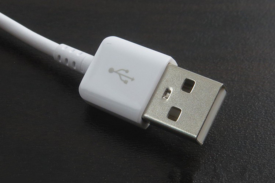

1m 3ft OD:3.0mm Original USB Data Charger Cable aluminum for micro type-c with retail Package