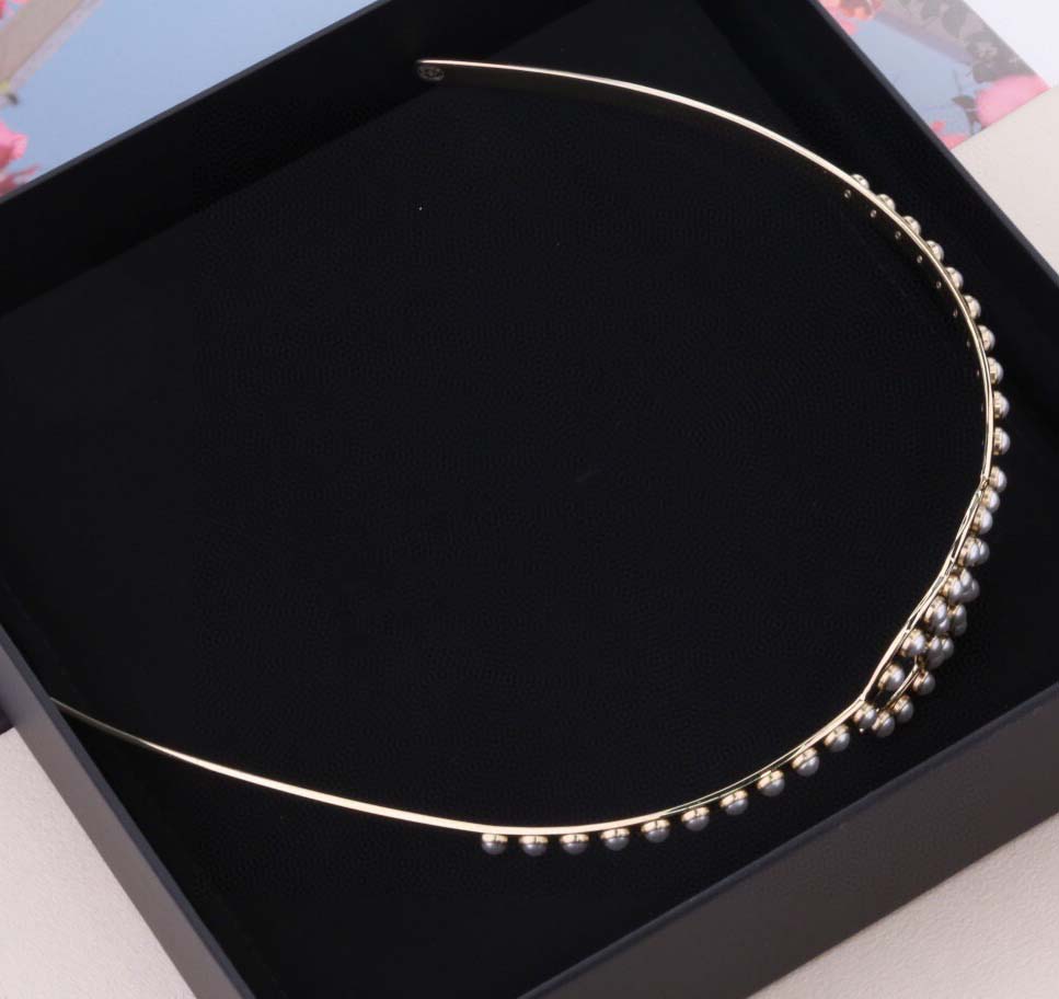 

2022 Luxury quality charm punk band hair clip with nautre shell beads and no pearl design in 18k gold plated for women wedding jewelry gift have box stamp PS7114
