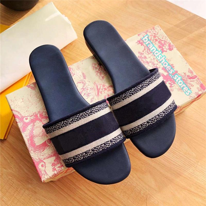 

Paris Slipper Women Fashion Designers Flat Slides Flip Flops Summer Sandals Ladies Sexy Embroidered Floral Shoes, Not for seller
