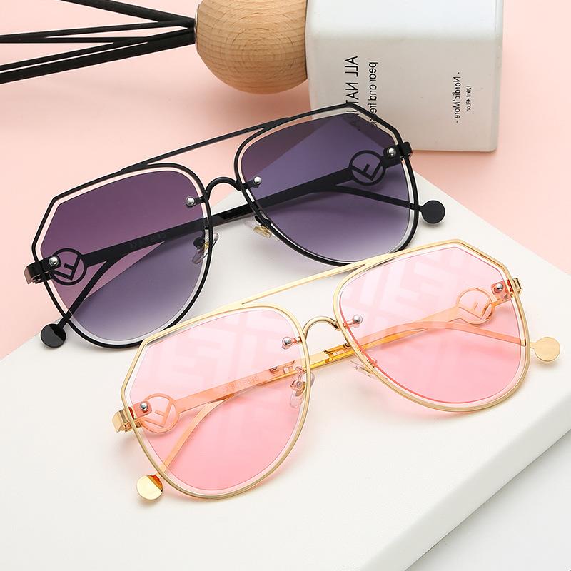 

New Trend Sunglasses Print Frame Men's Women's Retro And Fashion Letter Multicolor Gradient Betda, White;black
