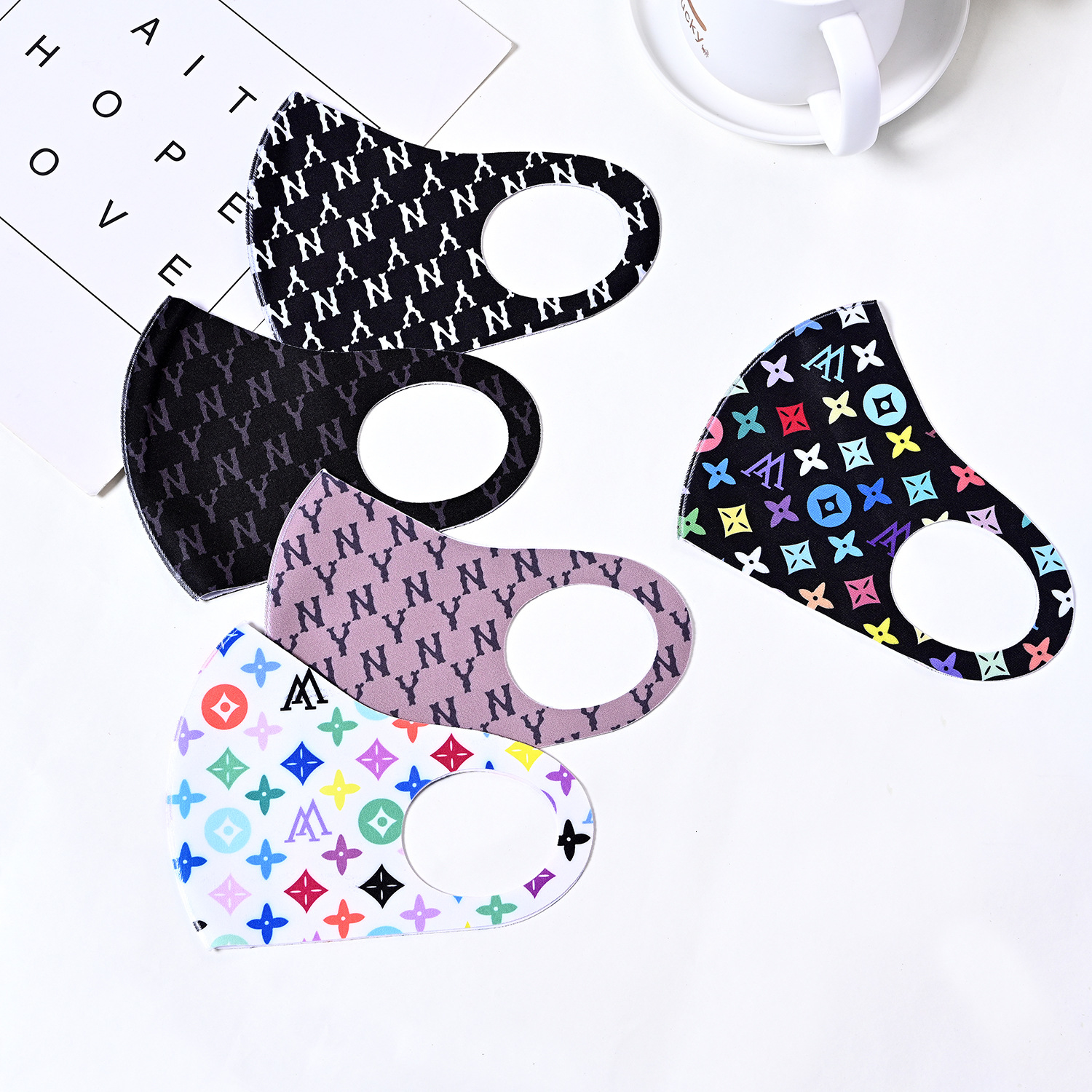 

men's and women's fashion printed sunscreen light breathable dust-proof washable ear hanging mask