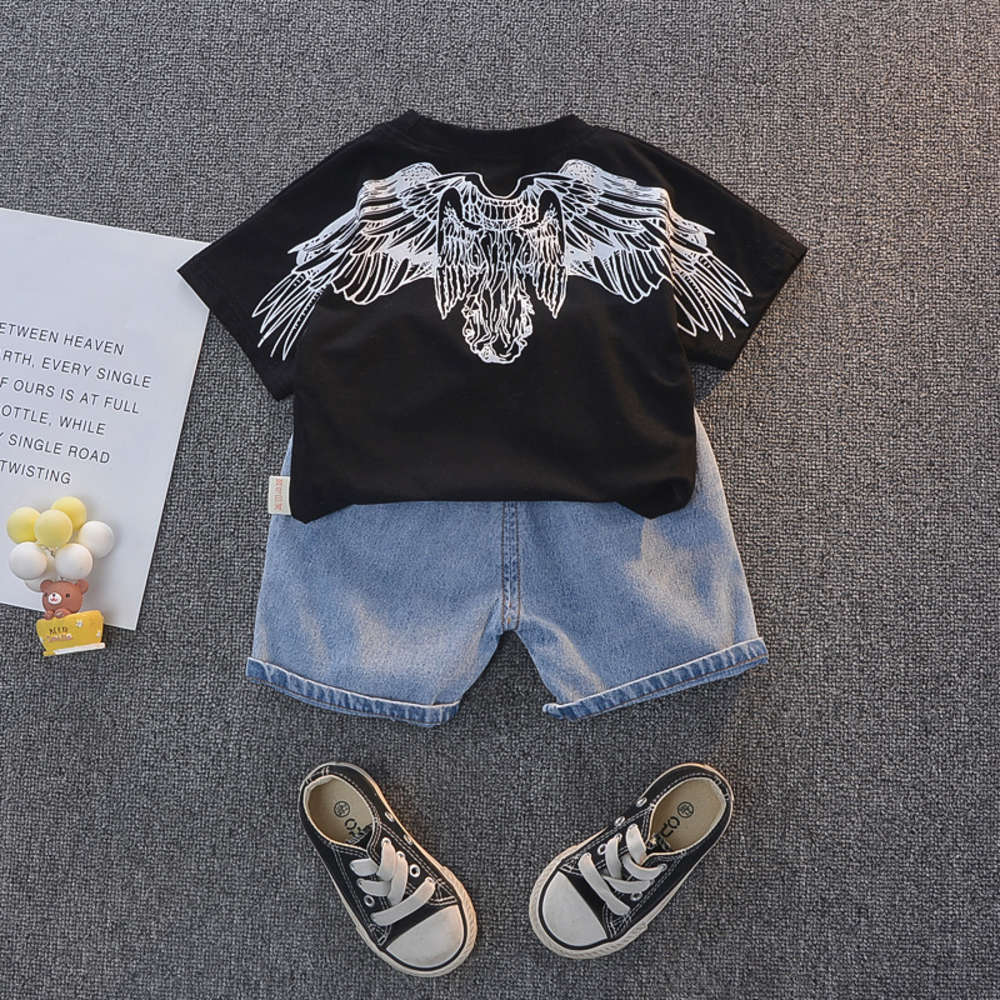 

Boys and girls suits Boys' summer suit children's baby, White