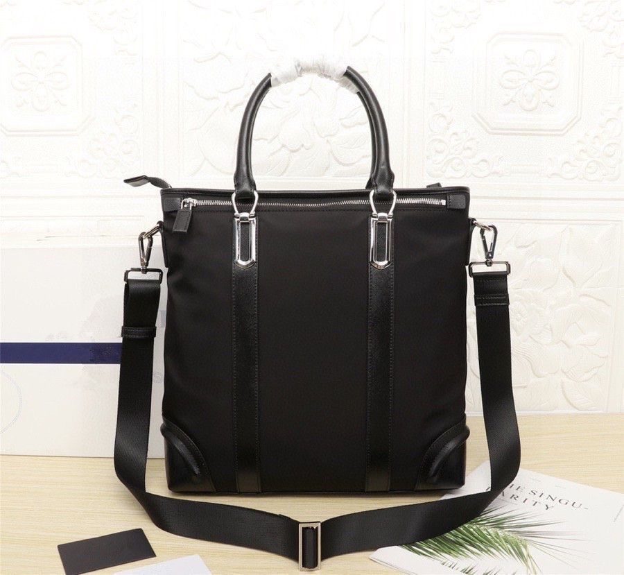 

2021 Men's Black Waterproof Nylon Designer Briefcase Laptop Bag Large Capacity Classic Fashion Office Handbag
