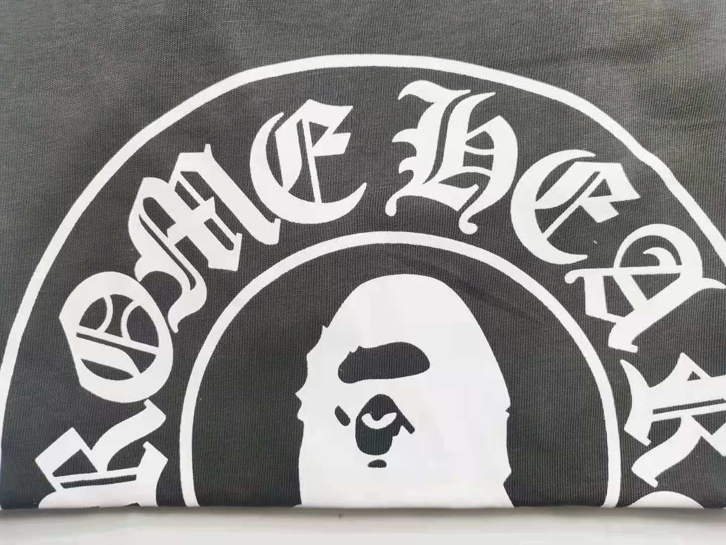 

Chao brand crosin Sanskrit cross letter thread Ch multiple horseshoe print short sleeve T-shirt Short Sleeve T, White