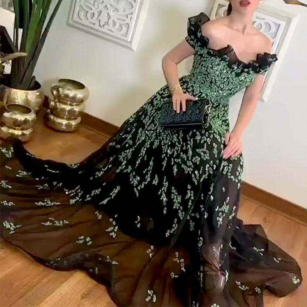 Robes de bal sirène vertes épaules dénudées Criss paillettes perles appliques robes de soirée en tulle balayage train longues paillettes robes de