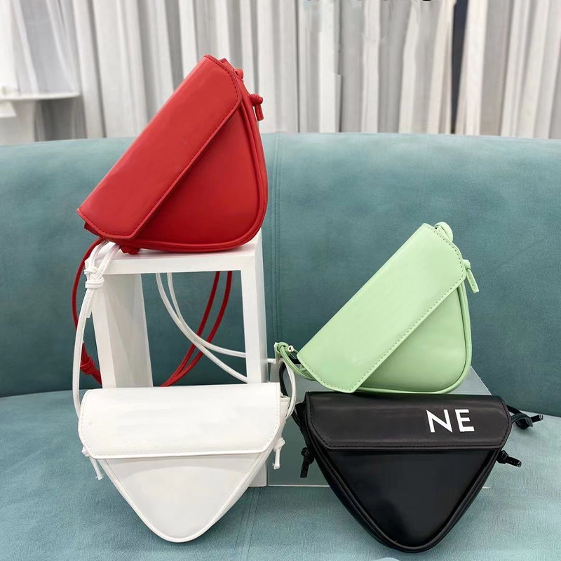 

leather designer Luxury tote bag card holder Handbags High Quality Women Flap crossbody bags Classic mini triangle bag shoulder Messenger Soho Bags
