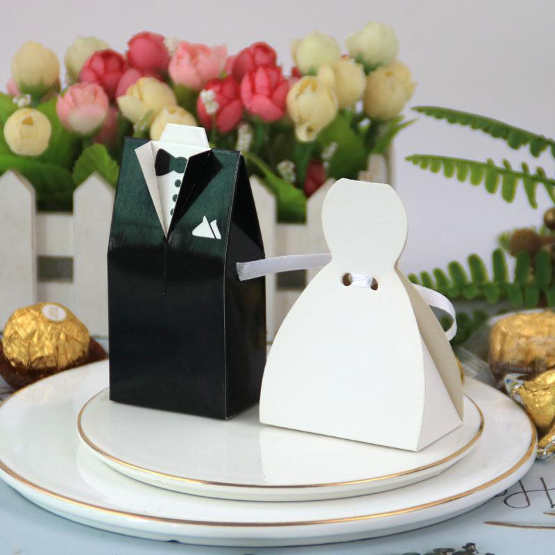

Gift Wrap 50pcs/Lots Bride And Groom Dresses Wedding Candy Box Gifts Bags Favor Boxes Bonbonniere DIY Event Party Decoration