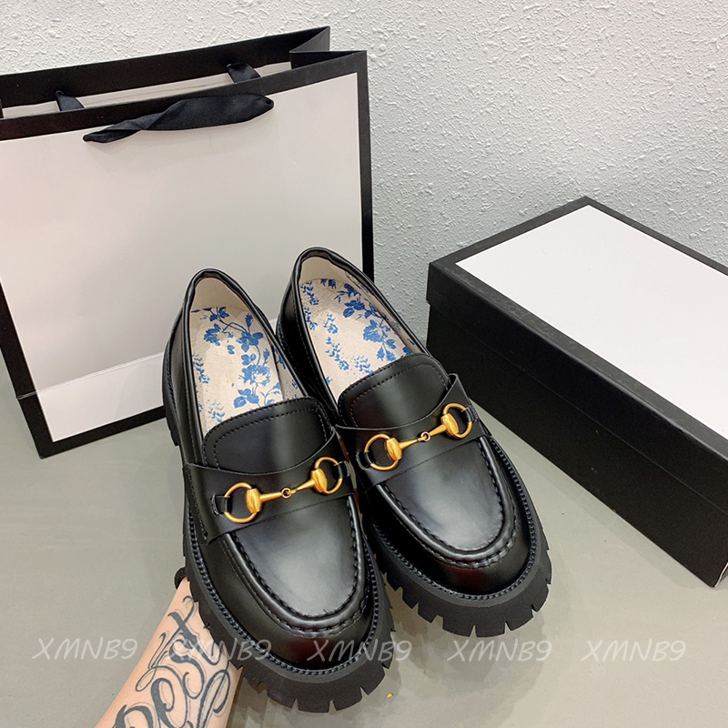 

2022 College Style Loafer Girls Dress Platform Shoes Small Bee Embroidery Designers Luxurys Loafers Casual Shoe High Quality Size 35-40, This option is not for sale.