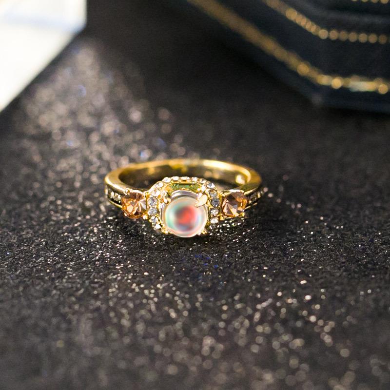 

Wedding Rings European And American Ladies Moonstone Ring Alloy Material Inlaid With Zircon Goth Jewelry Gifts For Year 2022, Slivery;golden