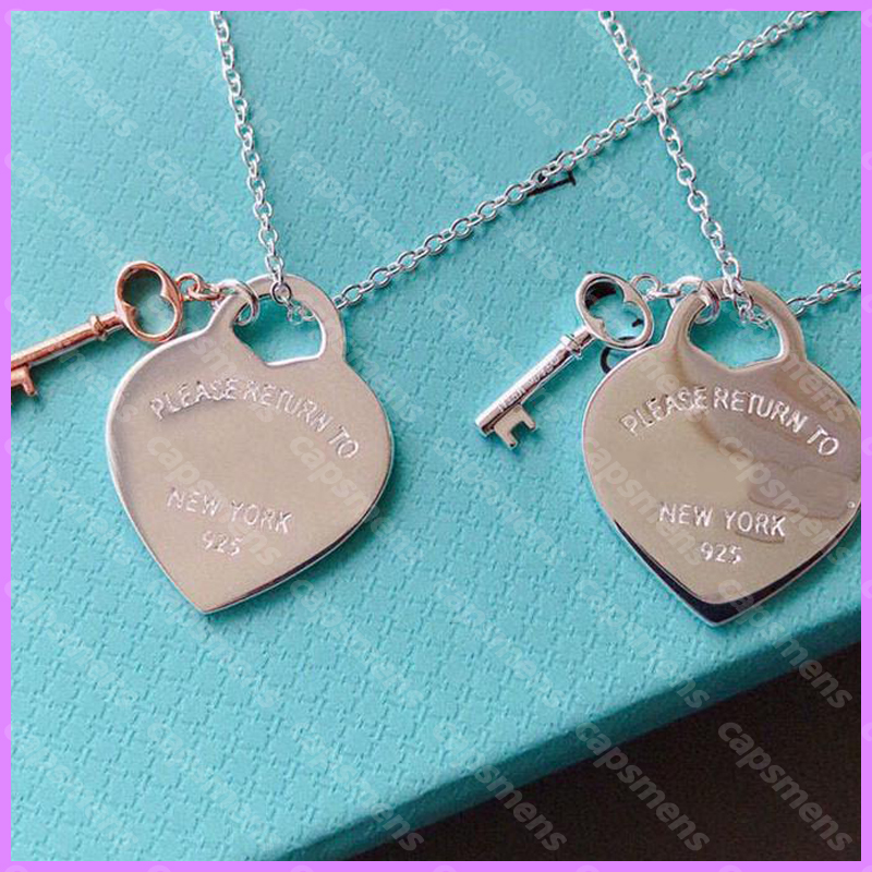 

Lady Pendant Necklace Women Designer Necklace Luxurys Designers Jewelry Heart Key Gold Silver Love Mens Gift D217314F