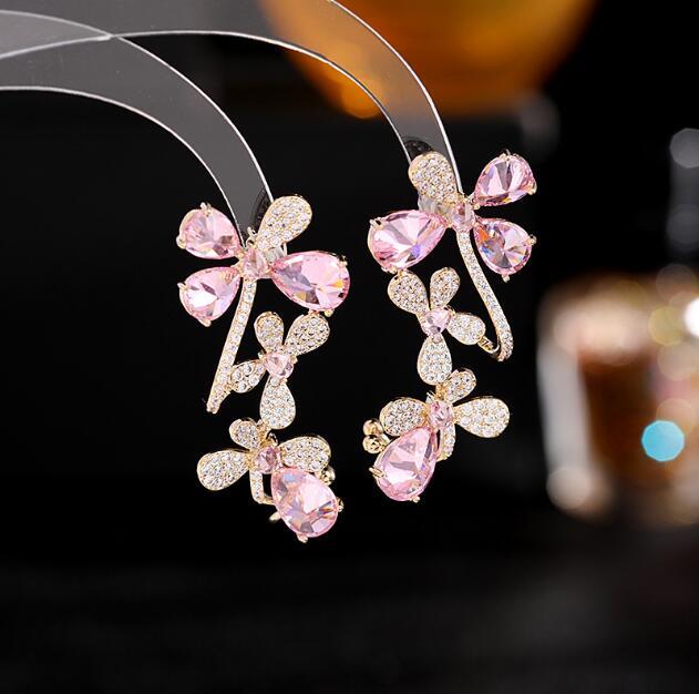 

Dangle & Chandelier S925 Zircon Dancing Fluttering Butterfly Earrings Personalized Design One-piece Eardrop Forwomen, Silver