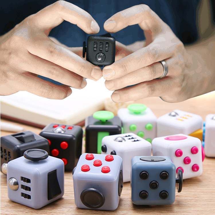 

Fidget Cube Toys Stress Relief Squeeze Fun Decompression Toy Anxiety Boredom Attention Magic busy Gift