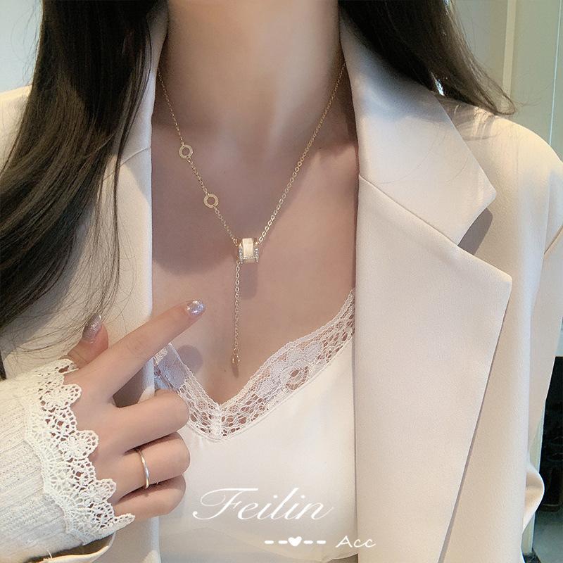 

Necklace Waist Light Luxury Niche Design Sense Women's Temperament Simple Pendant Necklaces
