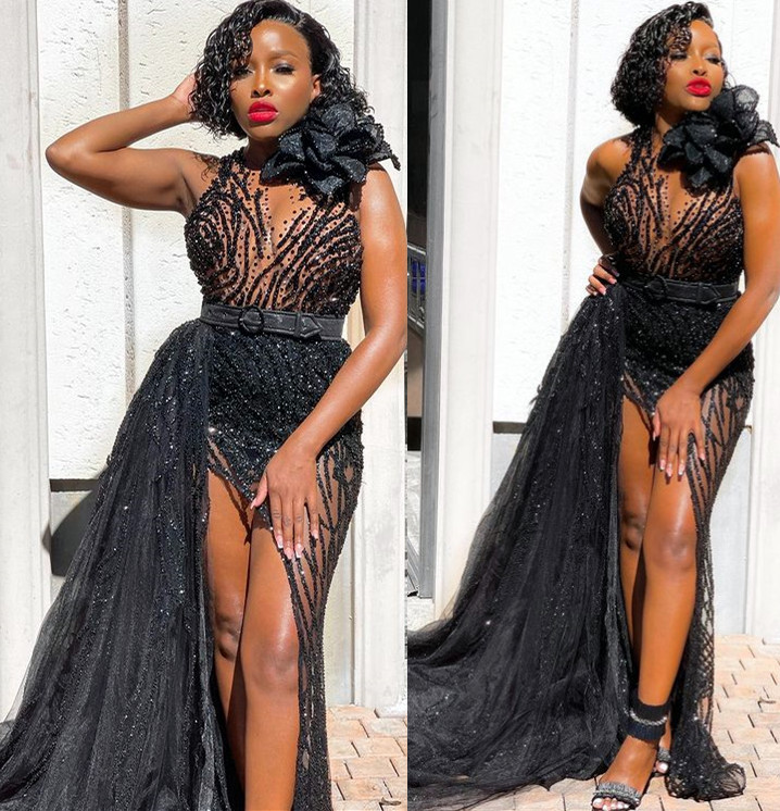 

2021 Plus Size Arabic Aso Ebi Black Luxurious Sheath Prom Dresses Sheer Neck Lace Beaded Evening Formal Party Second Reception Gowns Dress ZJ492, Dark green