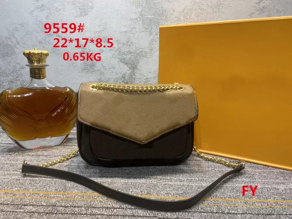 

HBP speedy 25 Passy Chain handbag Women Designer Shoulder Bag casual functional Monograms Envelope Messenger Business Crossbody Luxurys designers Bags Designers, Add freight