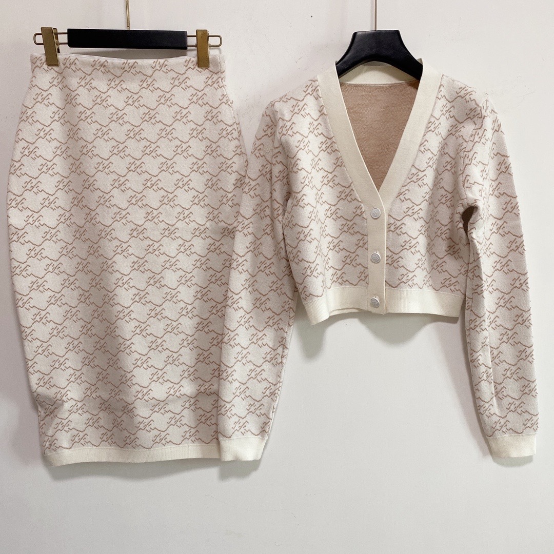 

Two Piece Dress 2021 Autumn V Neck Long Sleeve Panelled Sweater And For Women's Fashion Print Skirts 2 Pieces Sets 0812-7, Picture color