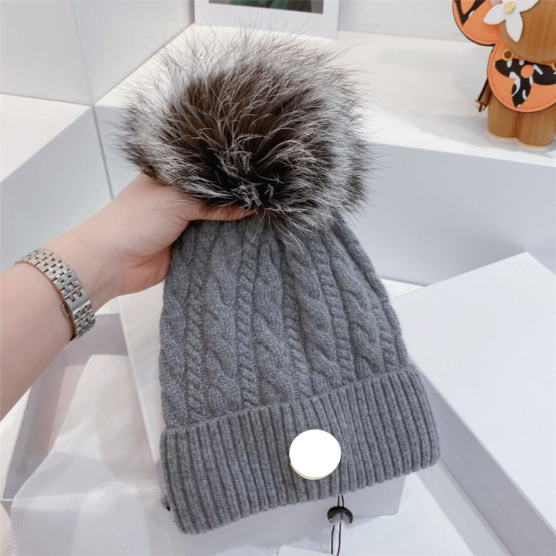 

2022 High quality Designer Fashion Winter caps Hats for Women and men Beanies Warm Casual Girl Cap snapback pompon beanie 8 color, Blue;gray