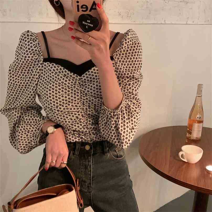 

Retro Pleated Sweet Chic Chiffon Square Collar Femme Gentle Florals High Waist All Match Streetwear Blouses 210525, Apricot