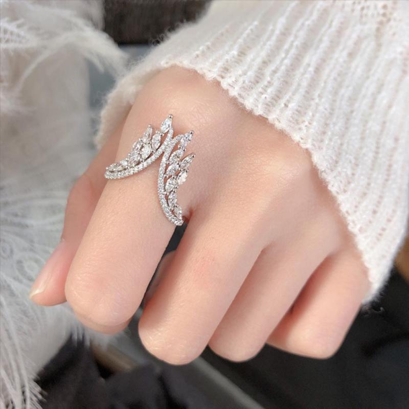 

Cluster Rings Ins Style Senior Fashion Designer Jewellery S925 Silver Colour Horse-Eye Crown Full Diamond Zircon Ring, Golden;silver